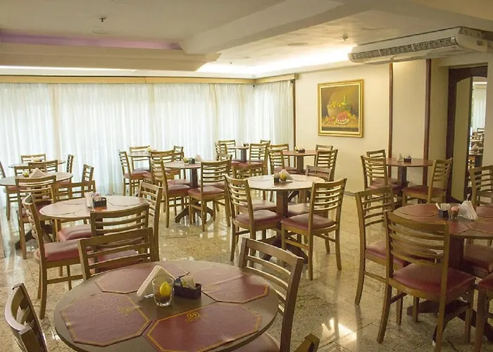 Dan Express - Proximo Ao Complexo Santa Casa E Araujo Viana Hotel 3*