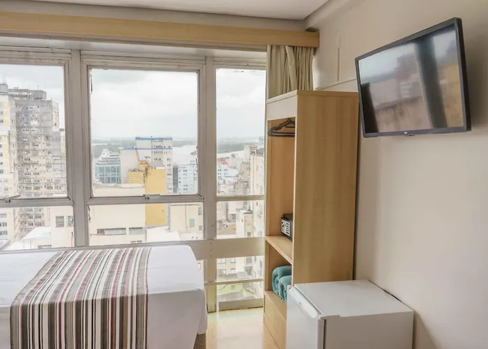 Hotel Dan Express - Proximo Ao Complexo Santa Casa E Araujo Viana