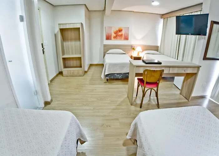 Dan Express - Proximo Ao Complexo Santa Casa E Araujo Viana 3*