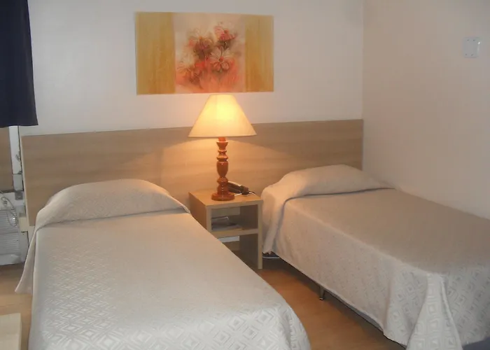 Hotel Dan Express -fácil Acesso Ao Jockey Club - Show Do Guns N Roses 3*